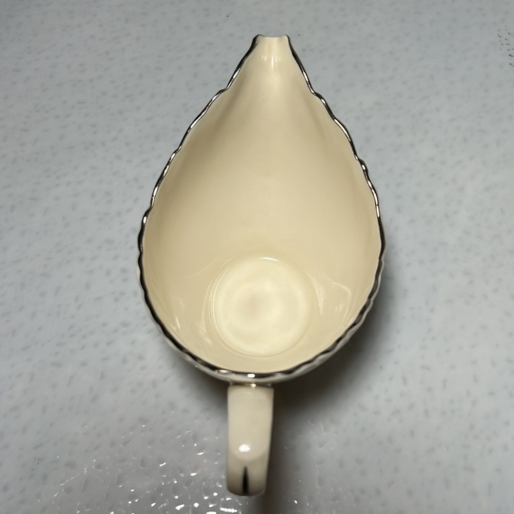 Vtg Lenox Weatherly Creamer/Sugar Scalloped Edge Ivory Bone China Platinum Trim - Picture 3 of 8